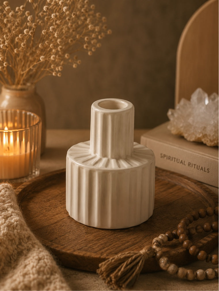 Hoher Kerzenständer aus Keramik – weiß oder taupe ✨